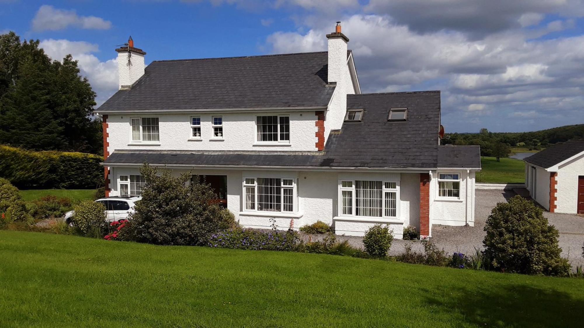 Hawthorn Lodge Belturbet Екстериор снимка